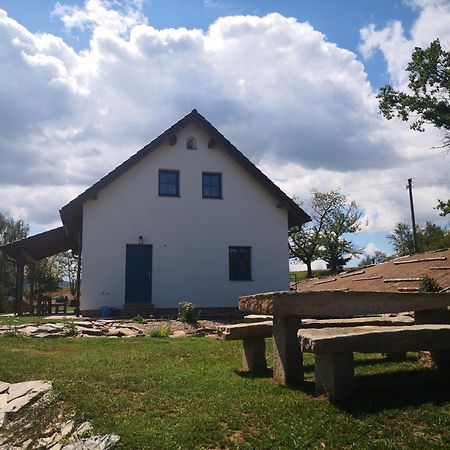 Chalupa Pod Dubem , Hlinov , Novohradske Hory , Nove Hrady Exterior foto